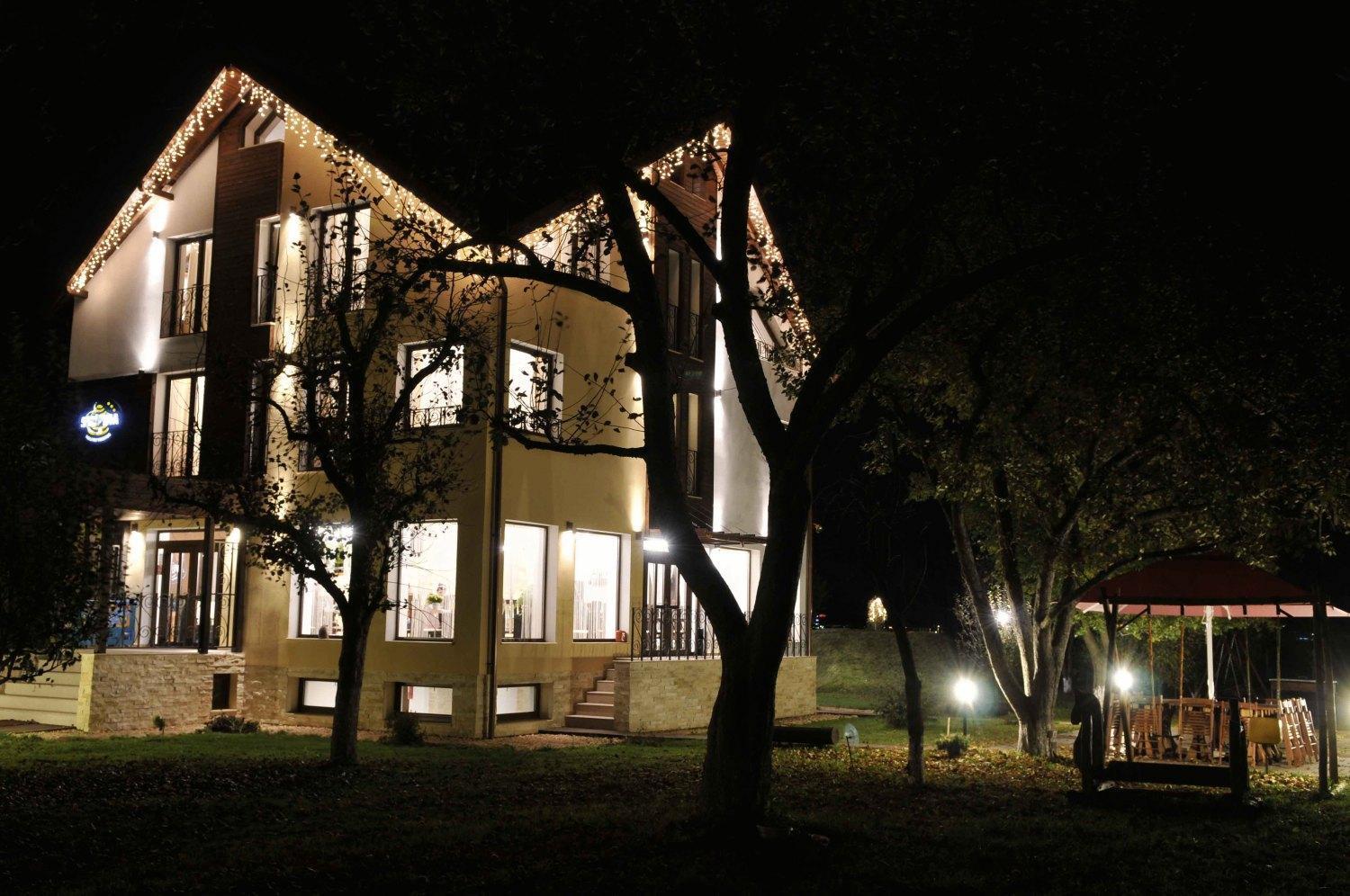 Hotel Stupina à Braşov Extérieur photo