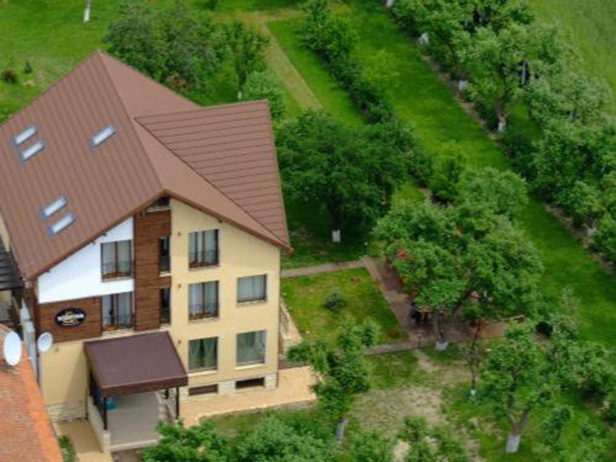 Hotel Stupina à Braşov Extérieur photo